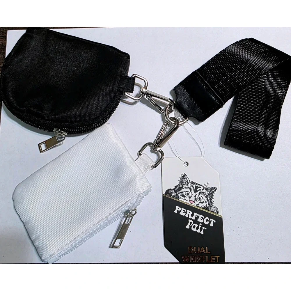 Perfect‎ Pair Dual Wristlet Black White Nylon Zipper Pouch Set PL-WLT1308 NEW